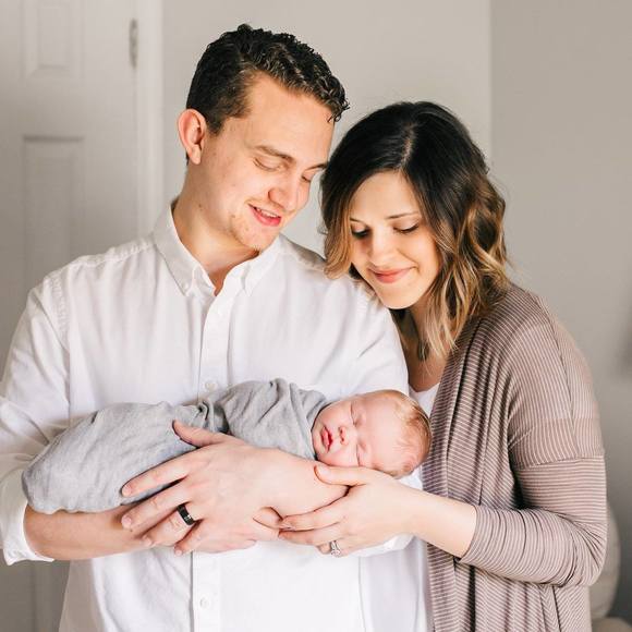 Meet your Posher, Tori - Picture 1 of 1